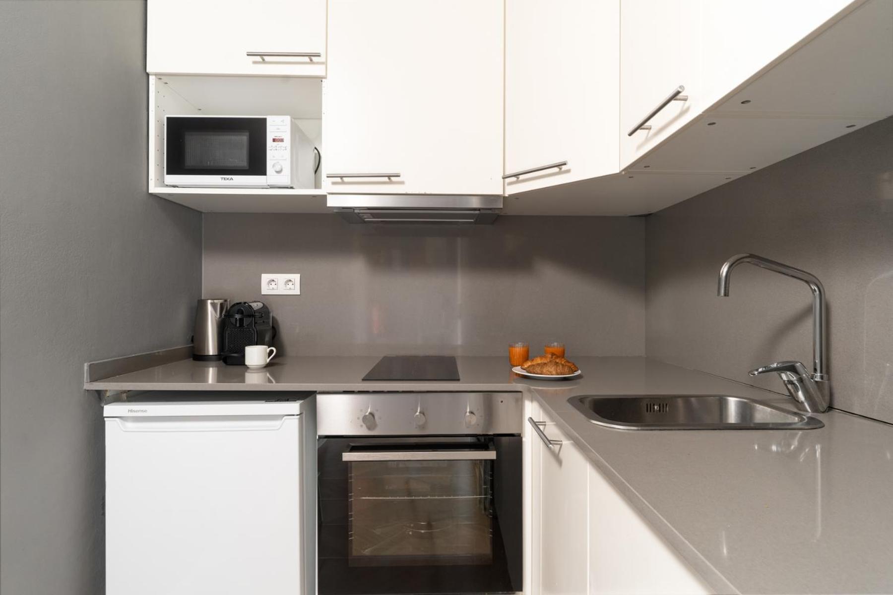 Tsa Gran Via Apartment Barcelona Bagian luar foto