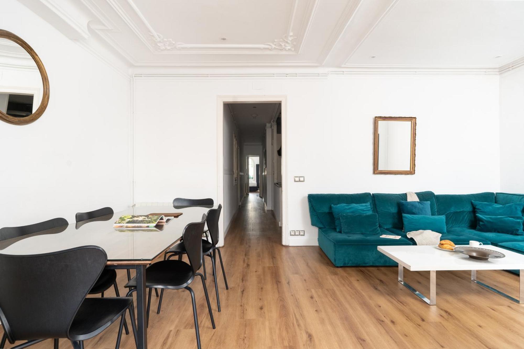 Tsa Gran Via Apartment Barcelona Bagian luar foto